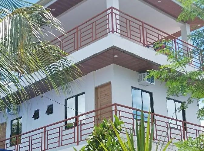 Cebu Saver's Деревянный коттедж *